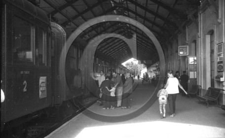 ARC 3685 dernier train 30 mars 1966  la gare.jpg