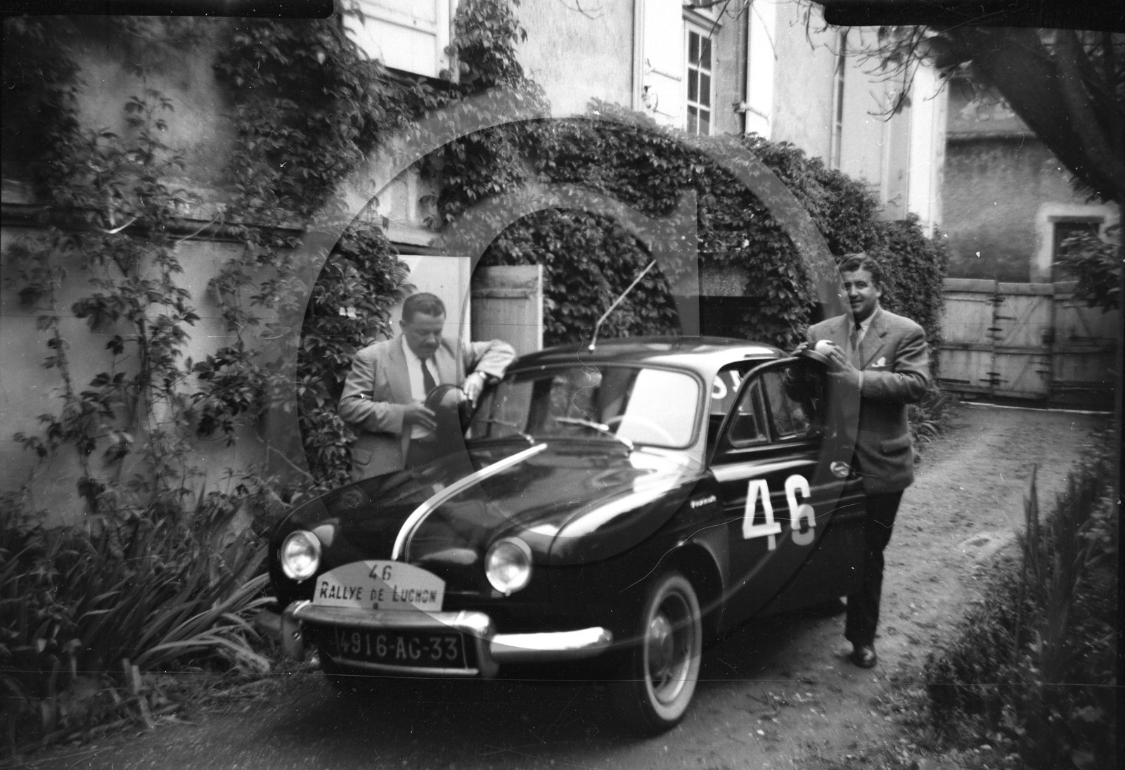 AU 4114 Dauphine rallye de Luchon.jpg