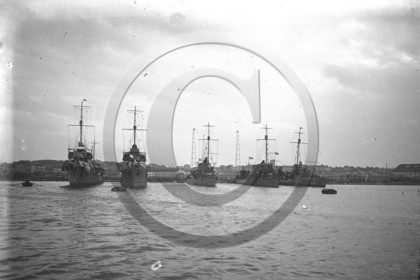 vi  1177 série marseille ,toulon,st trop.st raphael,freju.jpg