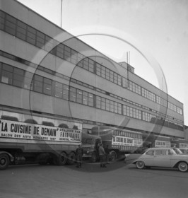 AUU 47 camion Bernard transports Borca.jpg