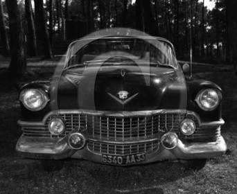AU 371 Cadillac coupe de ville 1954 .jpg
