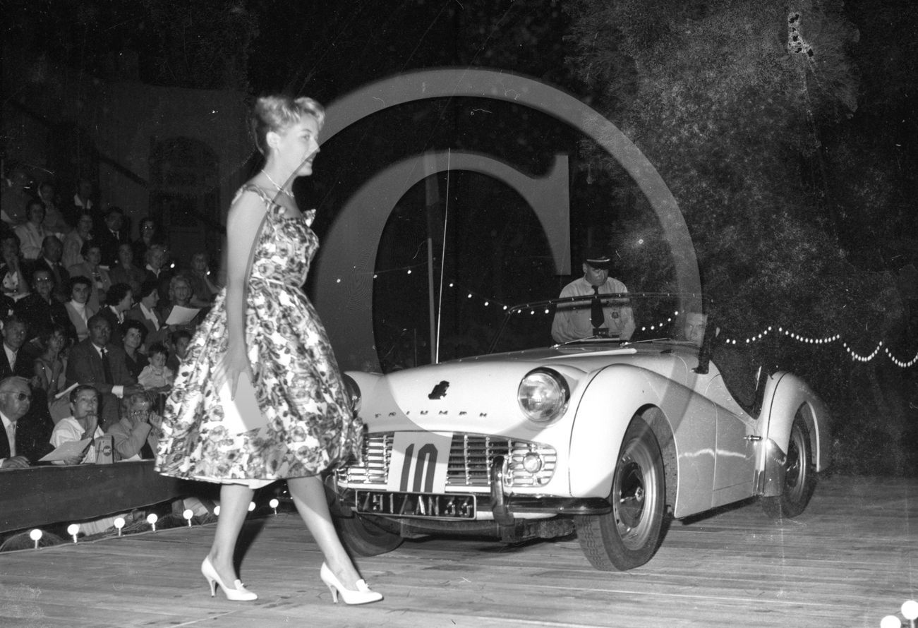 concours elegance apres guerre