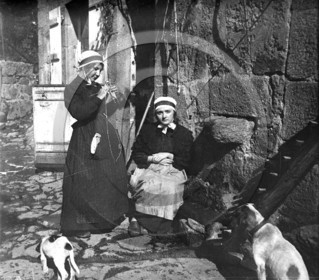 ME 61 tricoteuses .jpg