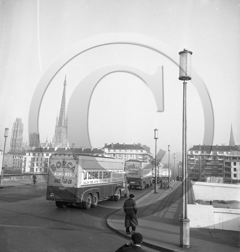 AUU 50 camion Bernard transports Borca.jpg