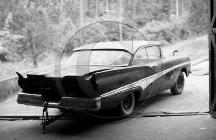 AU 1056 Ford fairlane 500 coupe 1958 .jpg