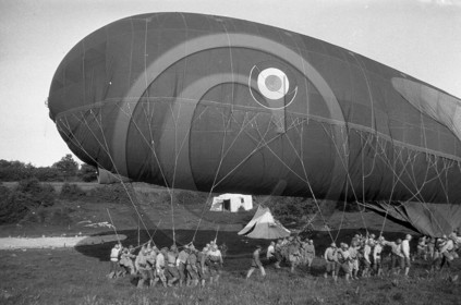 avi 154 ballon d observation .jpg