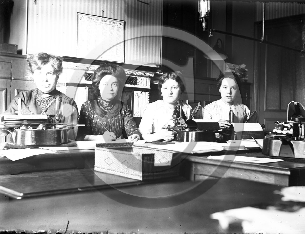 ME 85 Imprimerie Ledru Freres 27 rue de vert bois Paris .jpg