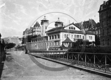 vi  1824 la Bourboule rue et hotel moderne .jpg