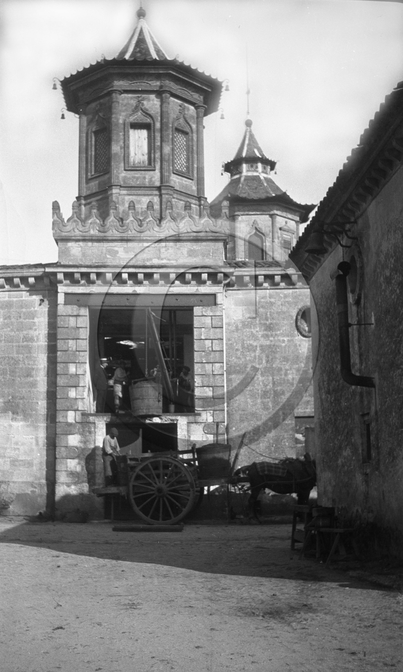 AG 238 chateau Latour 1924   .jpg