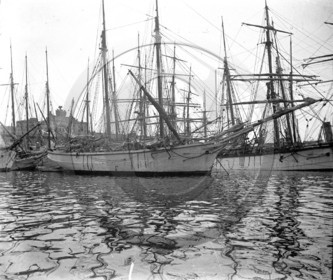 BA 516 Marseille  dpt 13 .jpg