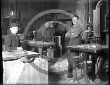 treves magasin central des cooperatives generales armee du Rhin  atelier de menuiserie     Allemagne .jpg