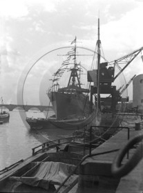 BA 1443 navire de  guerre Duguay Trouin Bordeaux 16-6-27.jpg