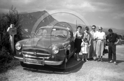 AU 2322 Renault fregate .jpg