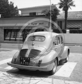 AU 1956-3 Renault 4 CV .jpg