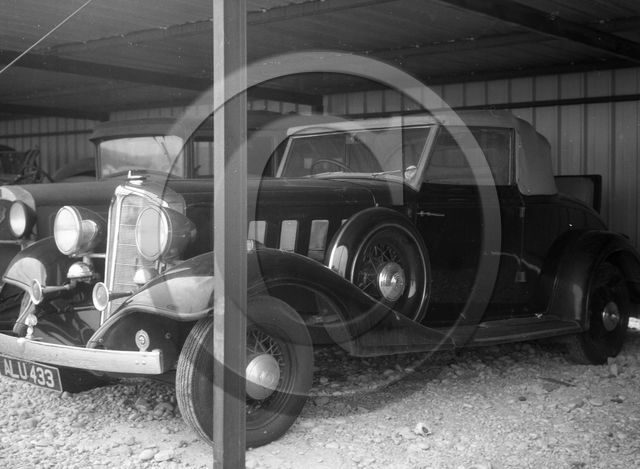 AU 1254 Buick Mc laughlin Canada  cabriolet 1933.jpg