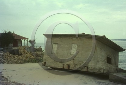 arc 4033 blockhaus camouflé Cap Ferret Hortense- en 1968 .jpg